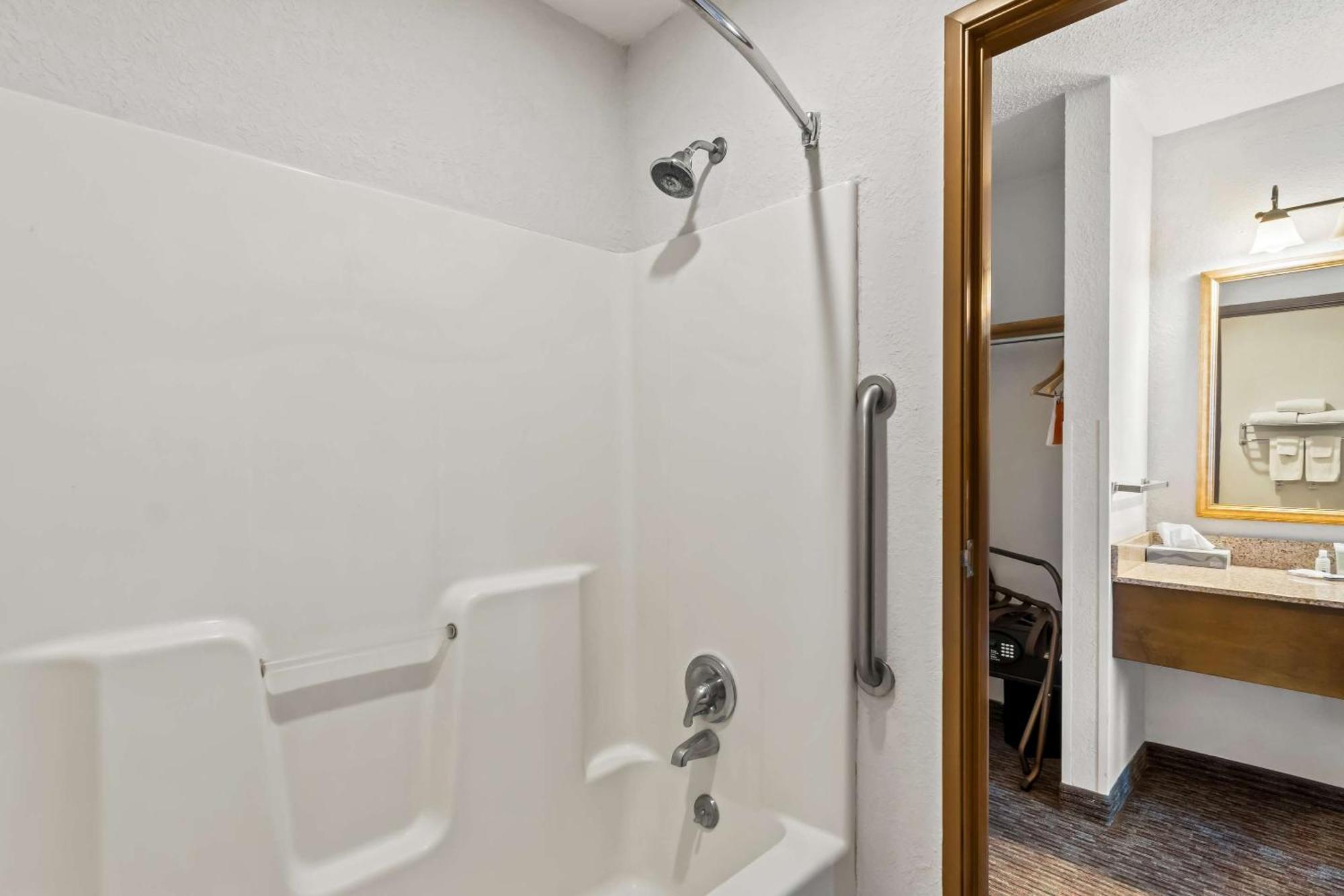 Quality Inn Sidney I-80 Eksteriør billede